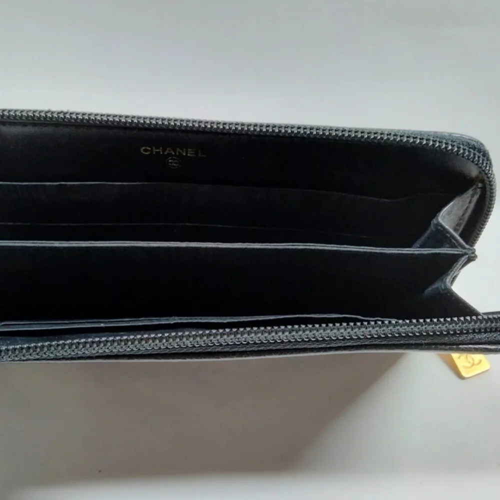 Chanel Long Wallet Black Caviar Skin - Picture 4 of 9